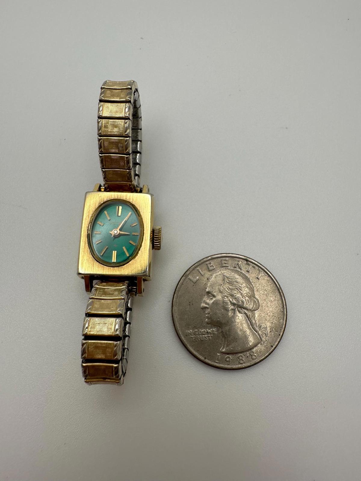 1970s Seiko Ladies 14mm Mechanical Watch Green Dial Gold Case Manual Wind Works