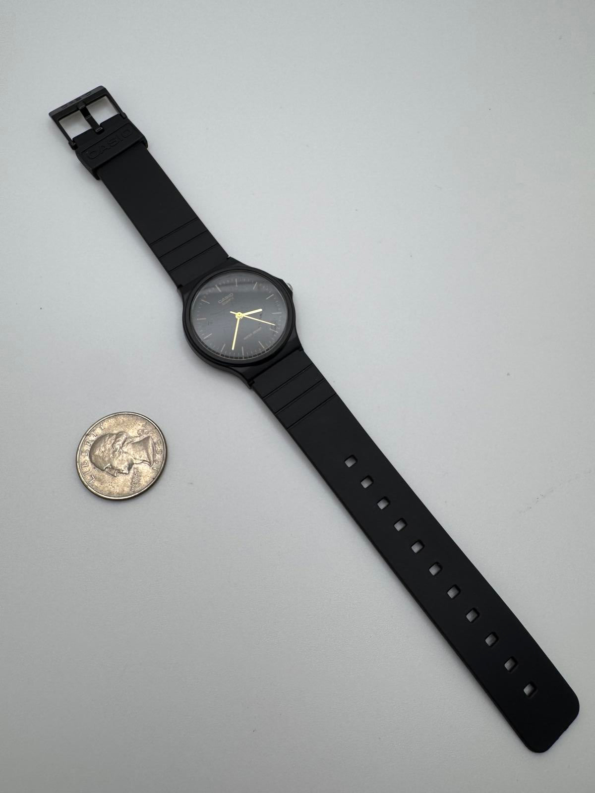 Casio Quartz Black Gold Vintage Watch 33mm Fresh Battery