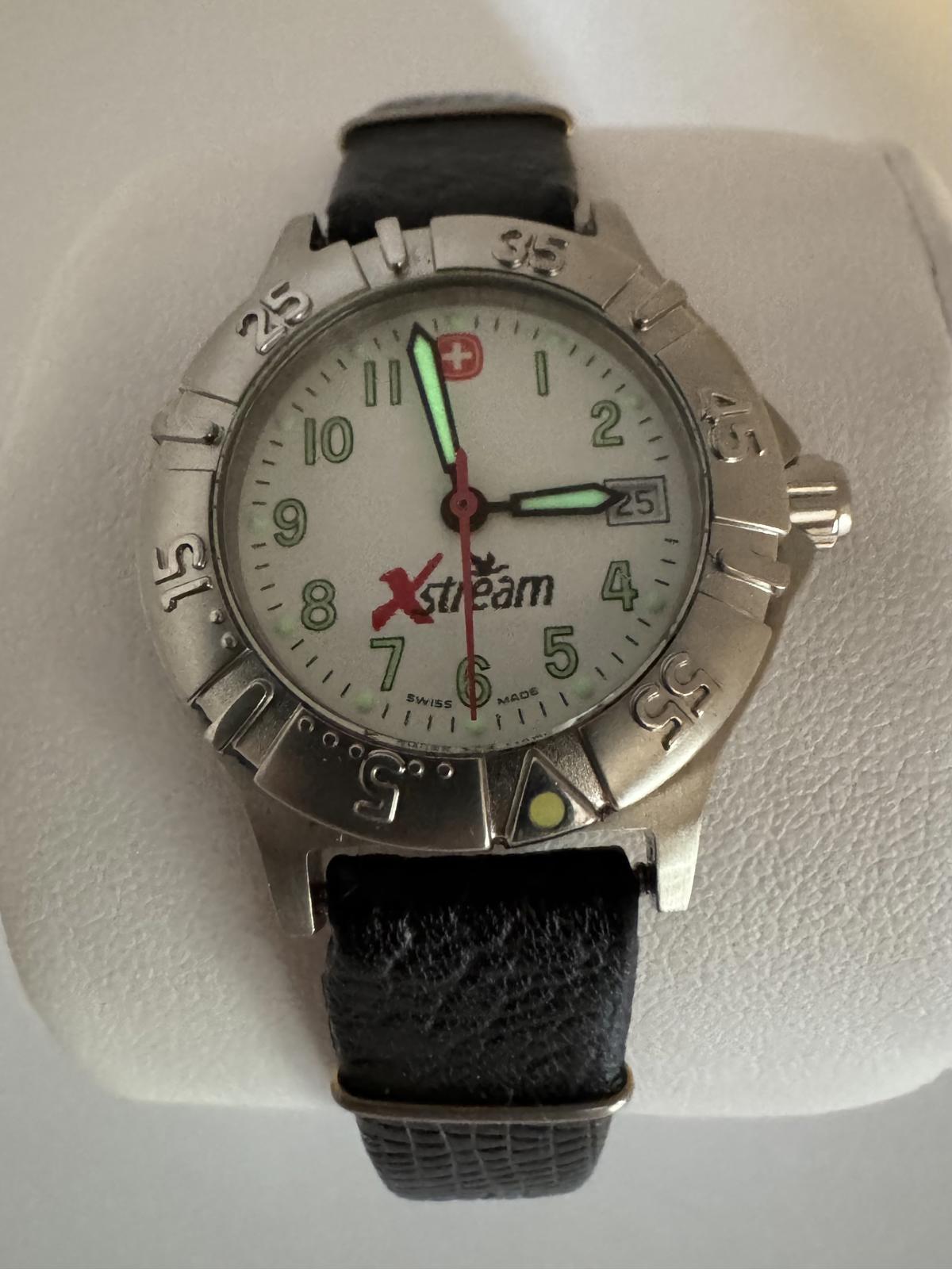 Wenger Xstream Swiss Made Quartz Watch 32mm White Dial Date New Battery