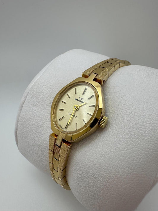 Vintage Waltham Women’s Quartz Watch Gold Tone Oval 1980s Japan Movement Retro