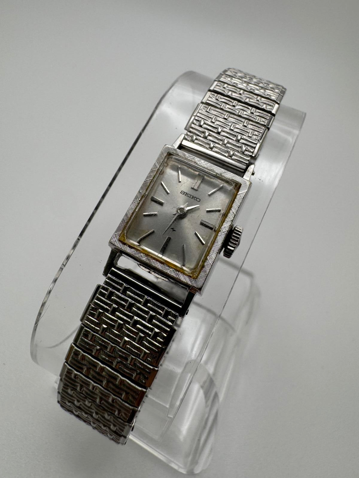 Vintage Seiko Women’s Mechanical Watch 1960s 15mm Silver Rectangular Japan