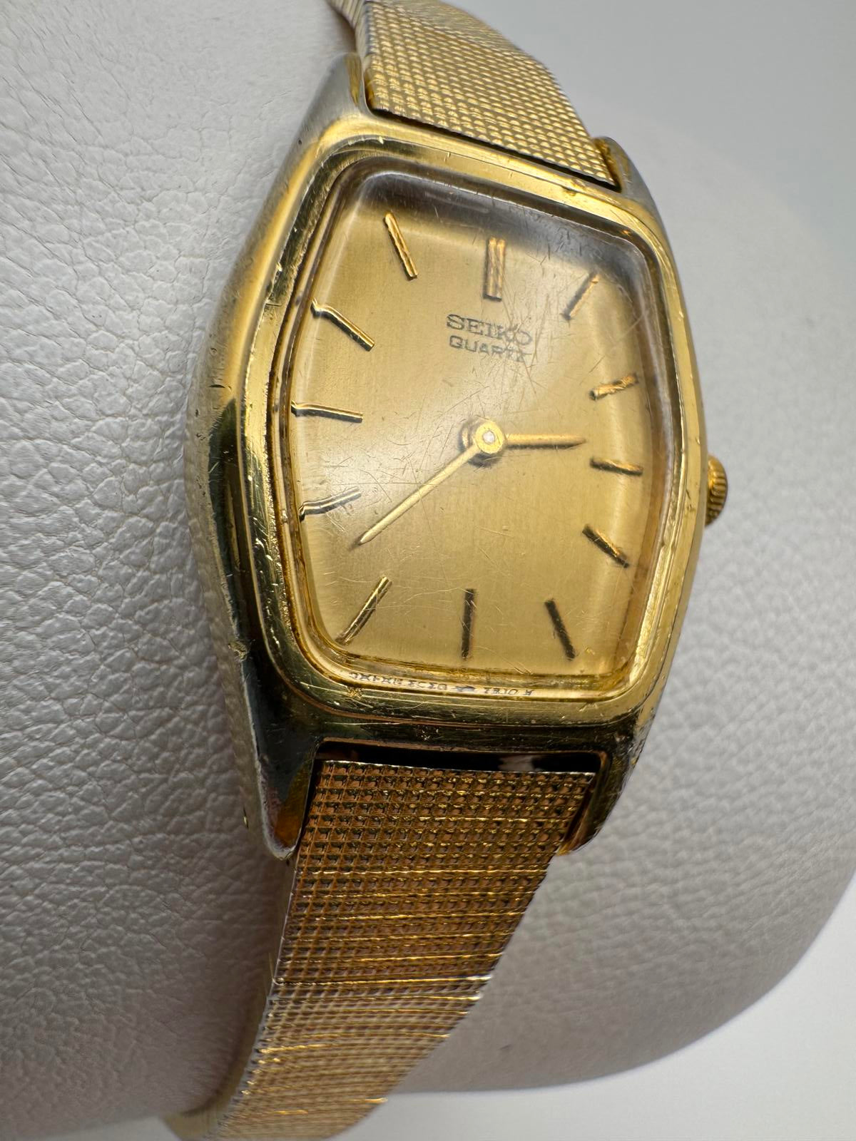 Vintage Seiko Quartz Gold-Tone Women’s Watch 18mm Case Fresh Battery