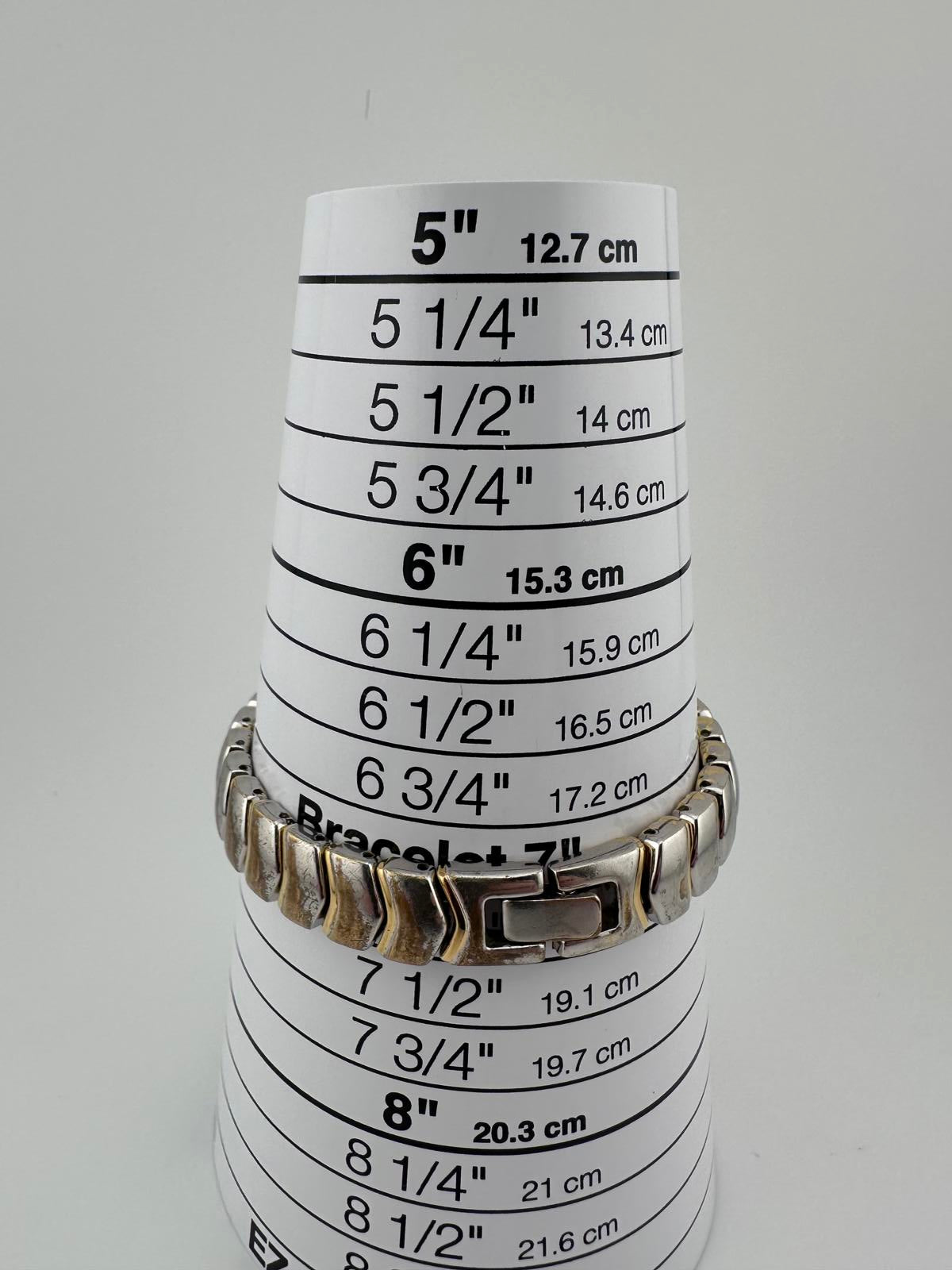 Seiko Womens Vintage Quartz Watch Two Tone Bracelet Silver Dial 14.5mm Patina