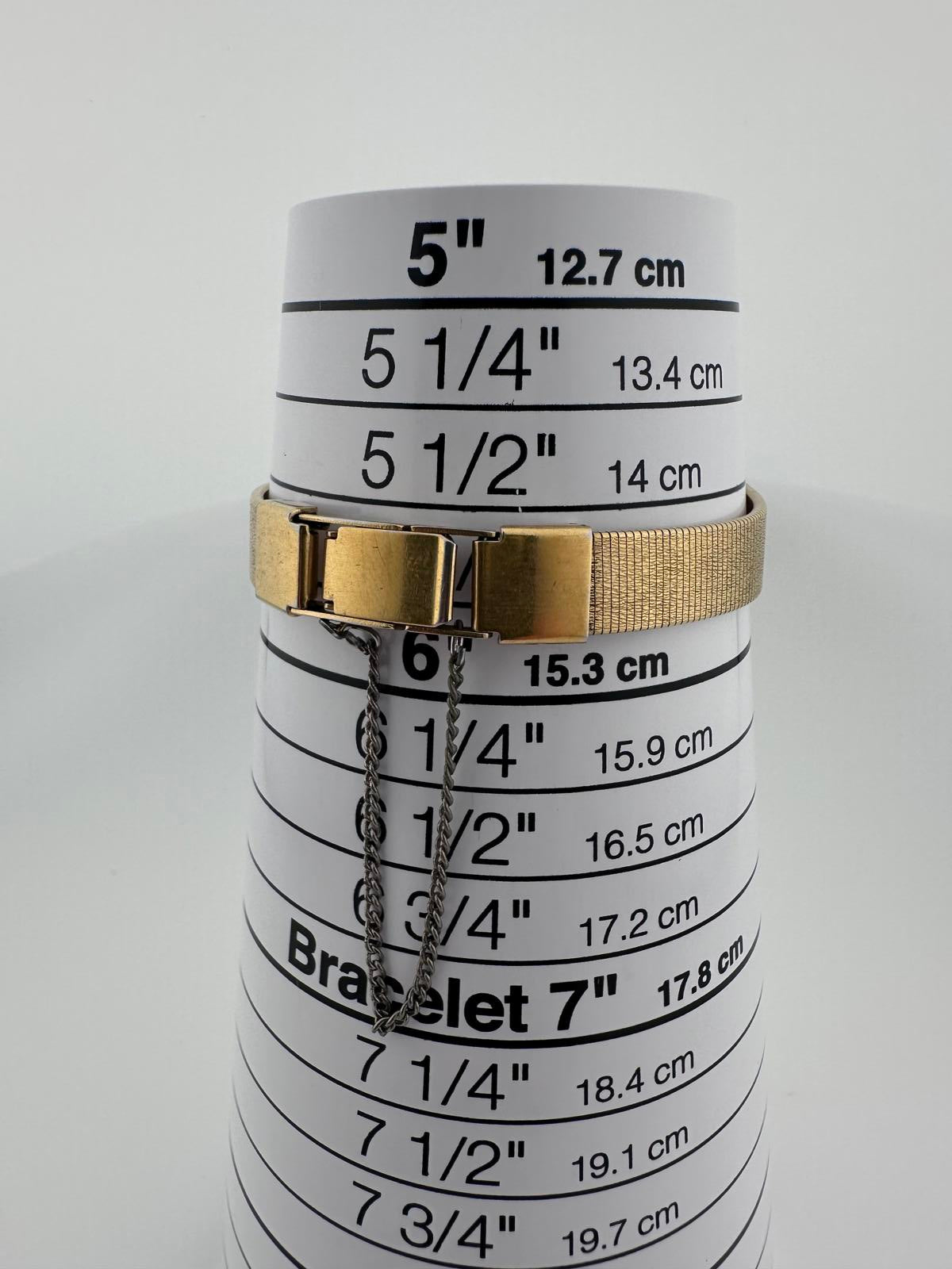 Seiko Ladies Vintage Gold Quartz Watch 18mm Bracelet Japan