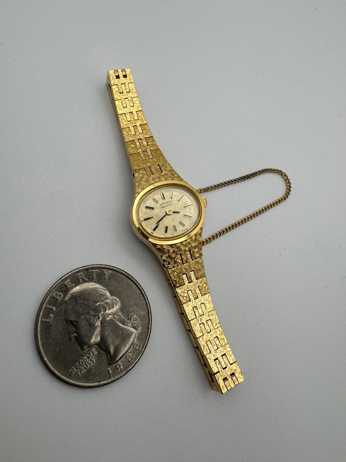 Vintage Seiko Quartz Women’s Watch – 17mm Gold Tone Bracelet