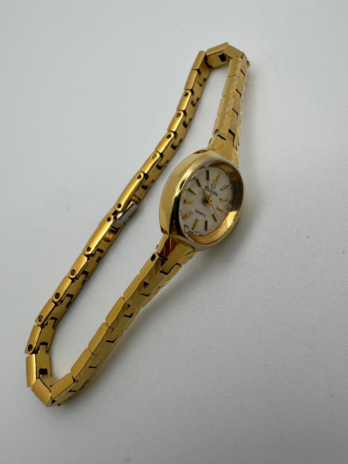 Vintage Elgin Gold Oval Quartz Women’s Watch Japan | 1970s–80s | Clean & Classic