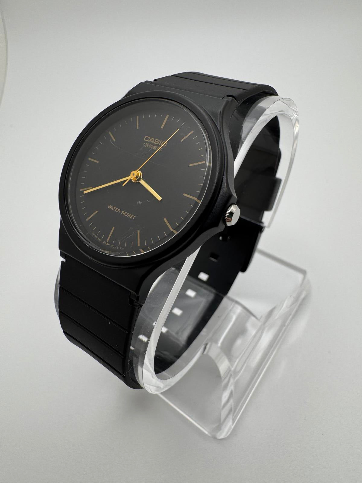 Casio Quartz Black Gold Vintage Watch 33mm Fresh Battery