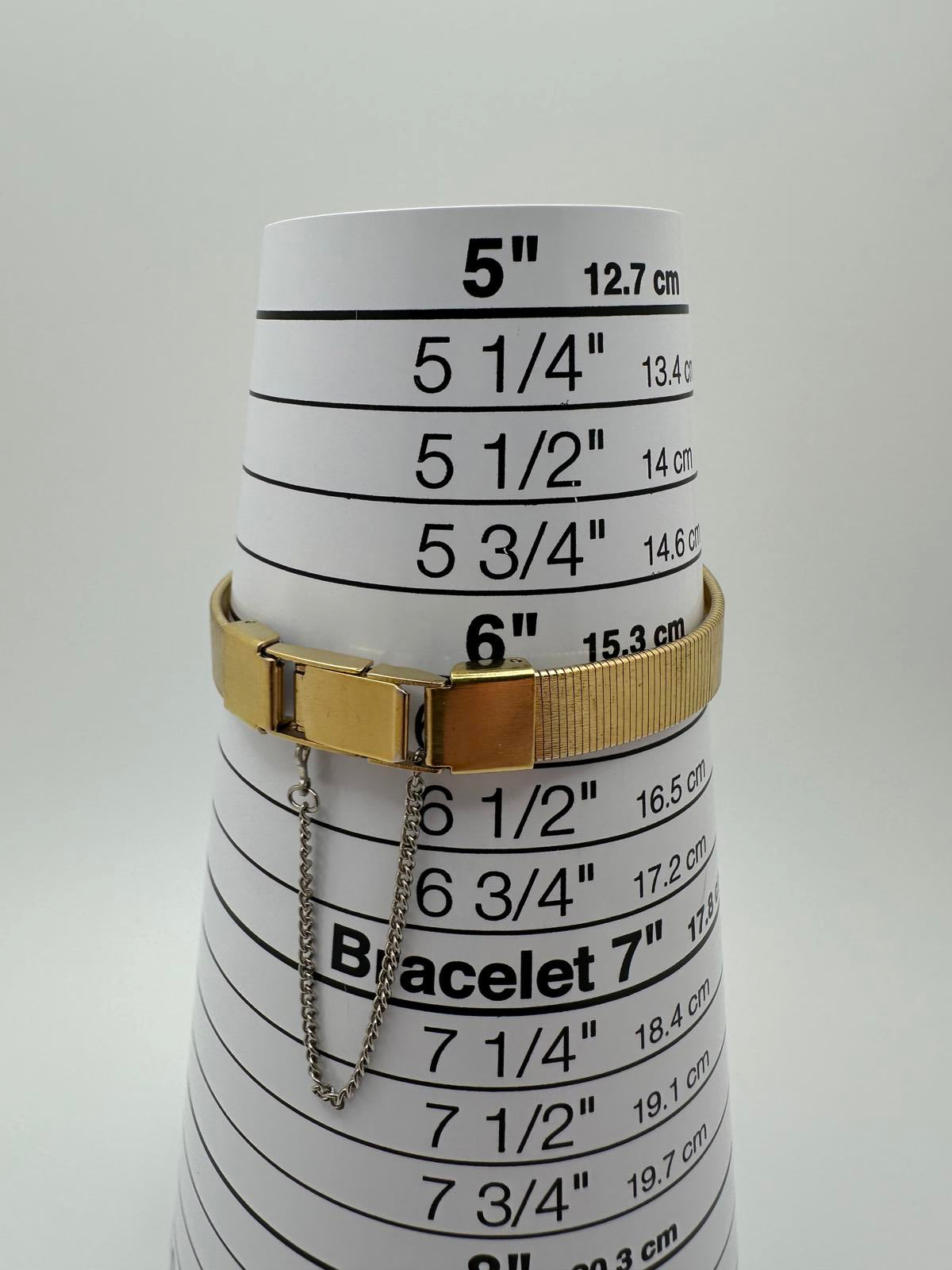 Vintage Seiko Quartz Gold Rectangular Women’s Watch 17mm Original Bracelet 1980s