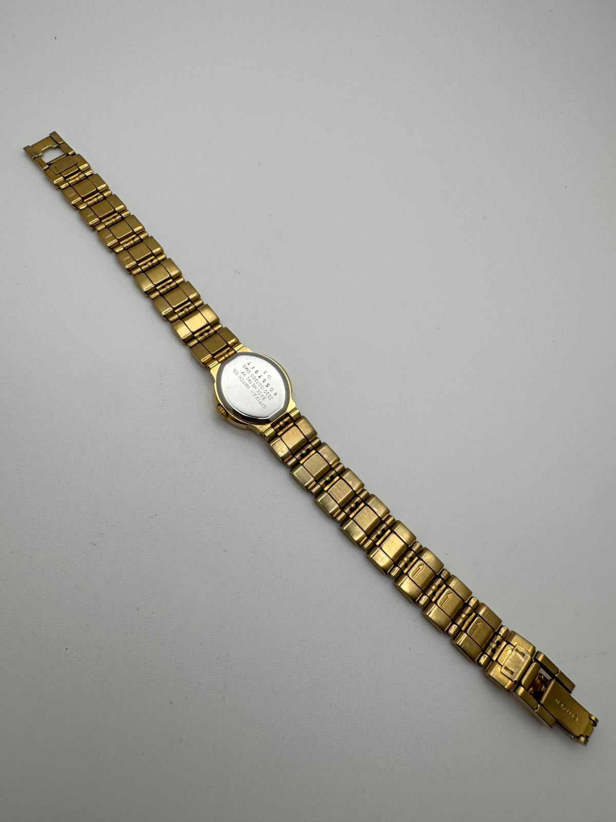 Vintage 1988 Citizen Quartz Gold Women’s Watch – Black Dial, 19mm