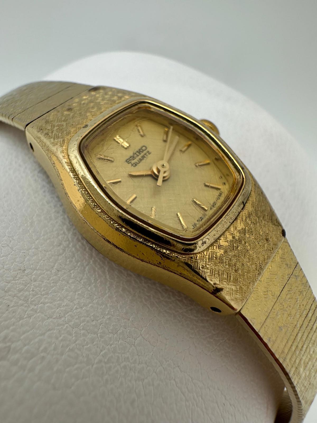 Vintage Seiko Quartz Women’s Watch 17mm – Gold Tone 4N01 – Petite 1980s 1990s