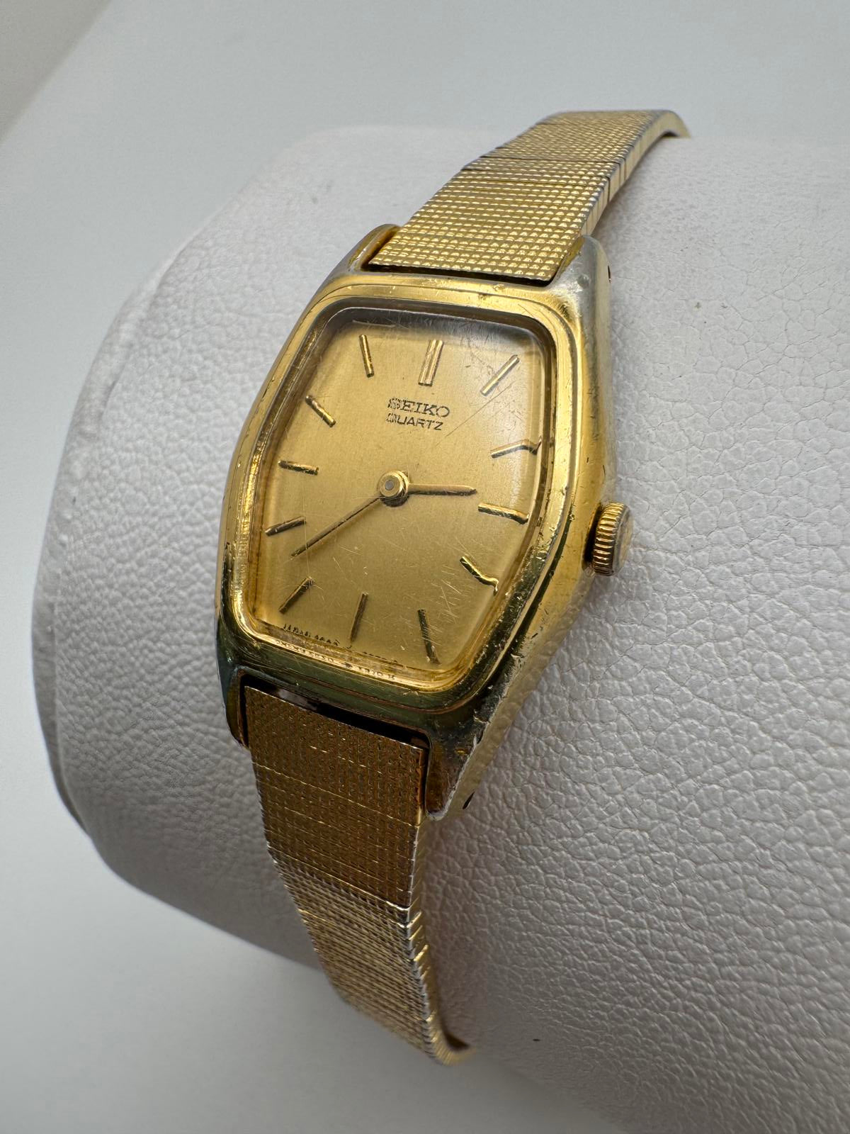 Vintage Seiko Quartz Gold-Tone Women’s Watch 18mm Case Fresh Battery