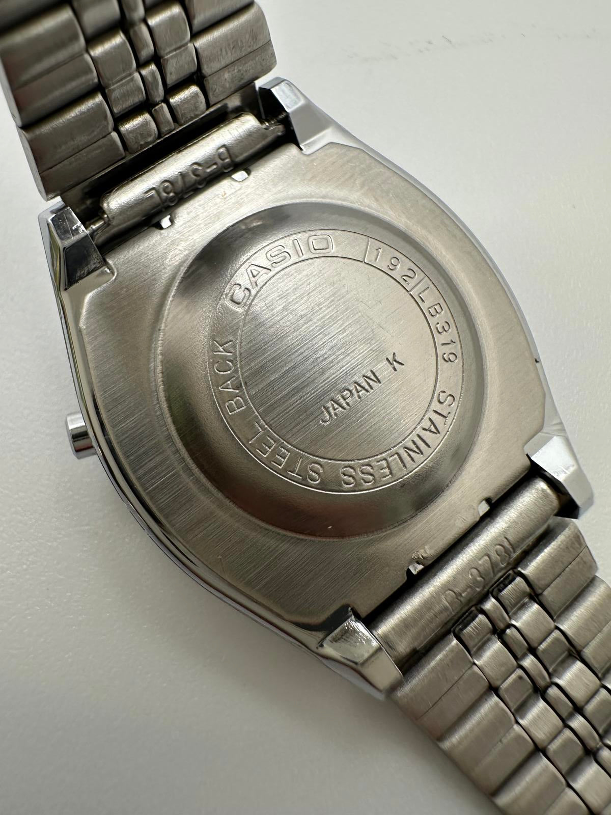 Vintage Casio Digital Watch – 1970/80s Lithium, Stainless Steel Bracelet, Japan