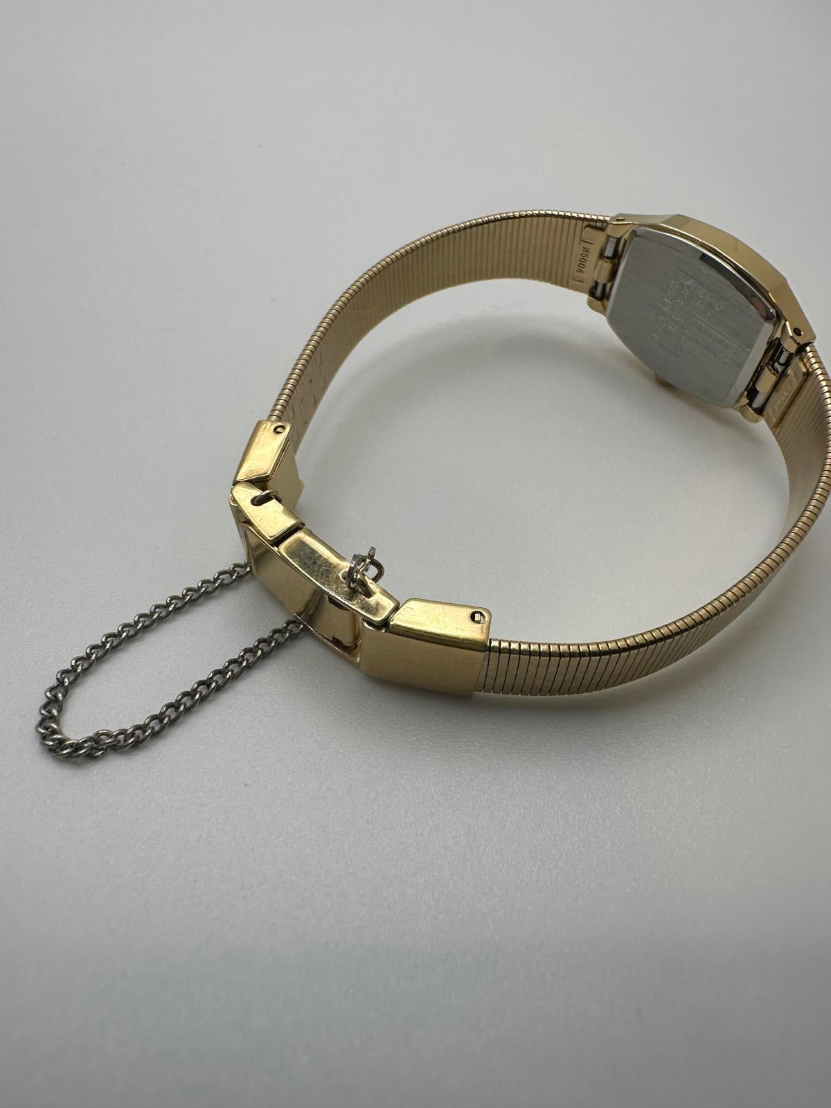 Seiko Quartz Gold-Tone Tank Watch – 16mm Vintage 1980s Japan, Fresh Battery