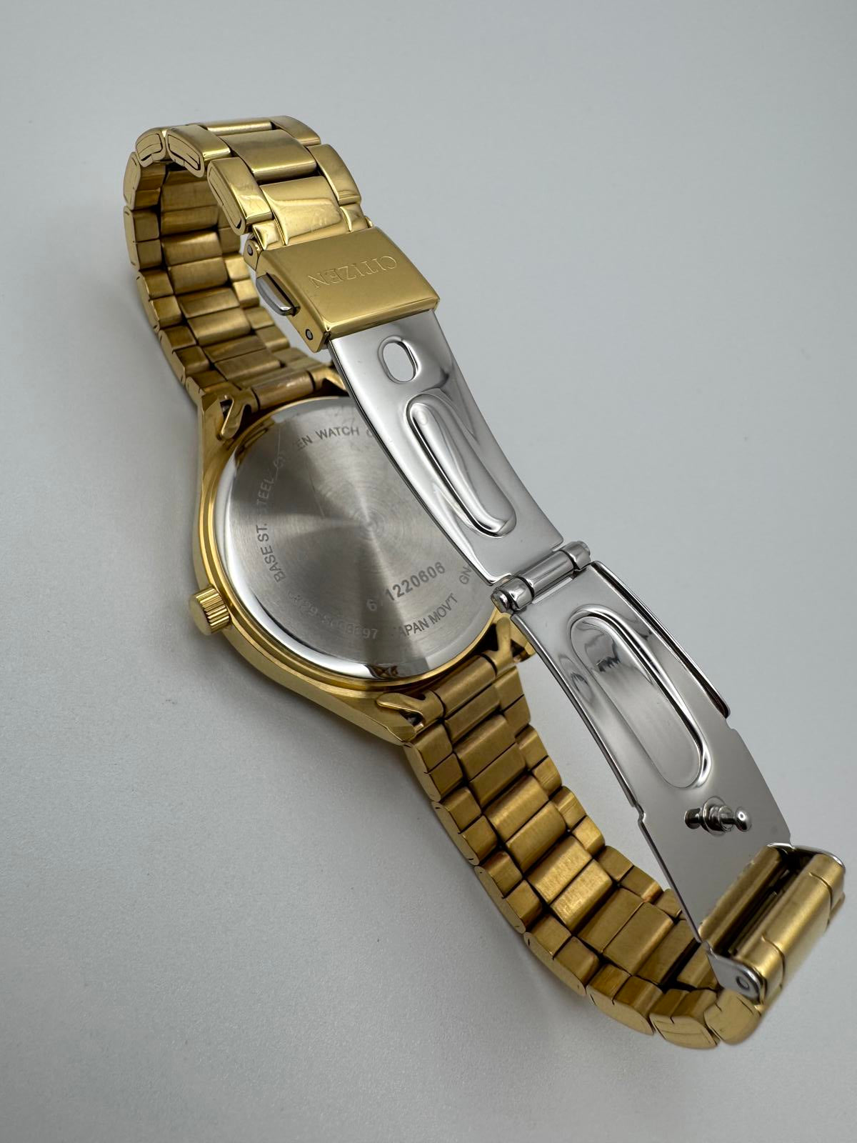 Citizen Gold Tone Crystal Bezel Multifunction Watch Mens 36mm