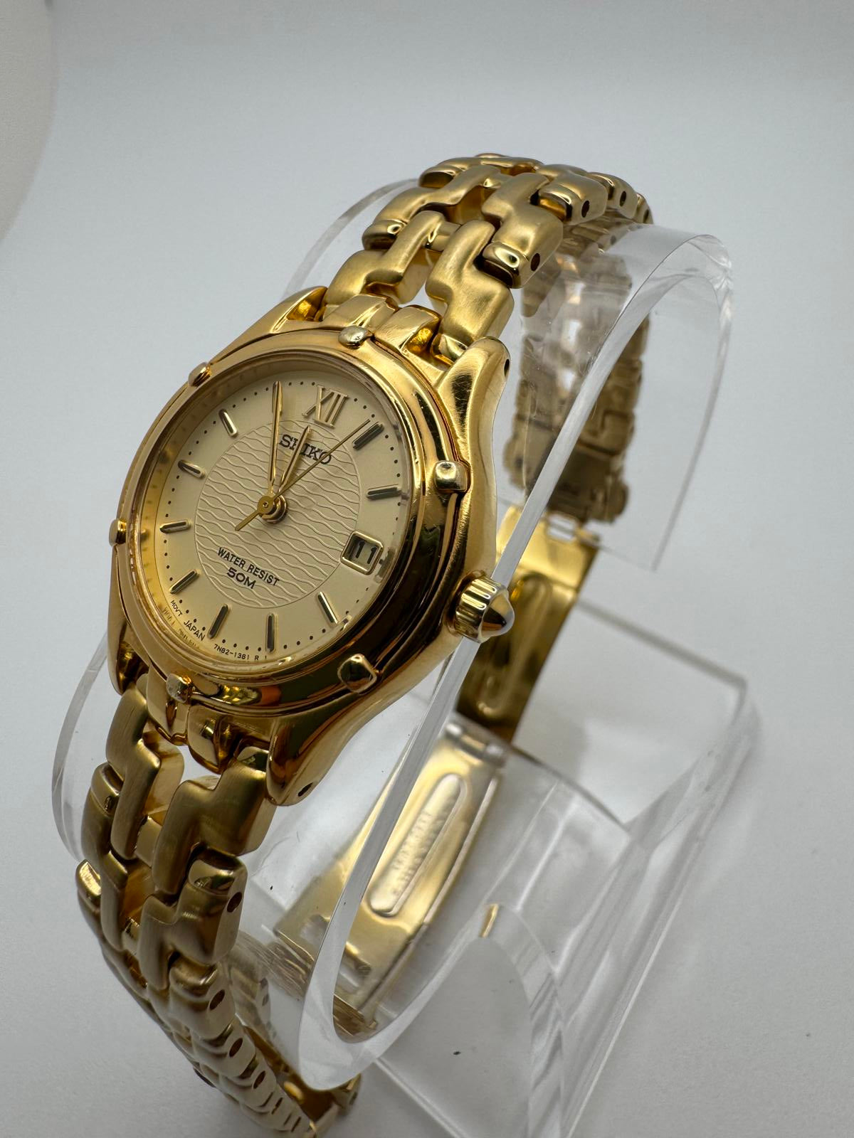 Seiko Women’s Gold Tone Quartz Watch – 24mm Date, Champagne Dial, Fresh Battery
