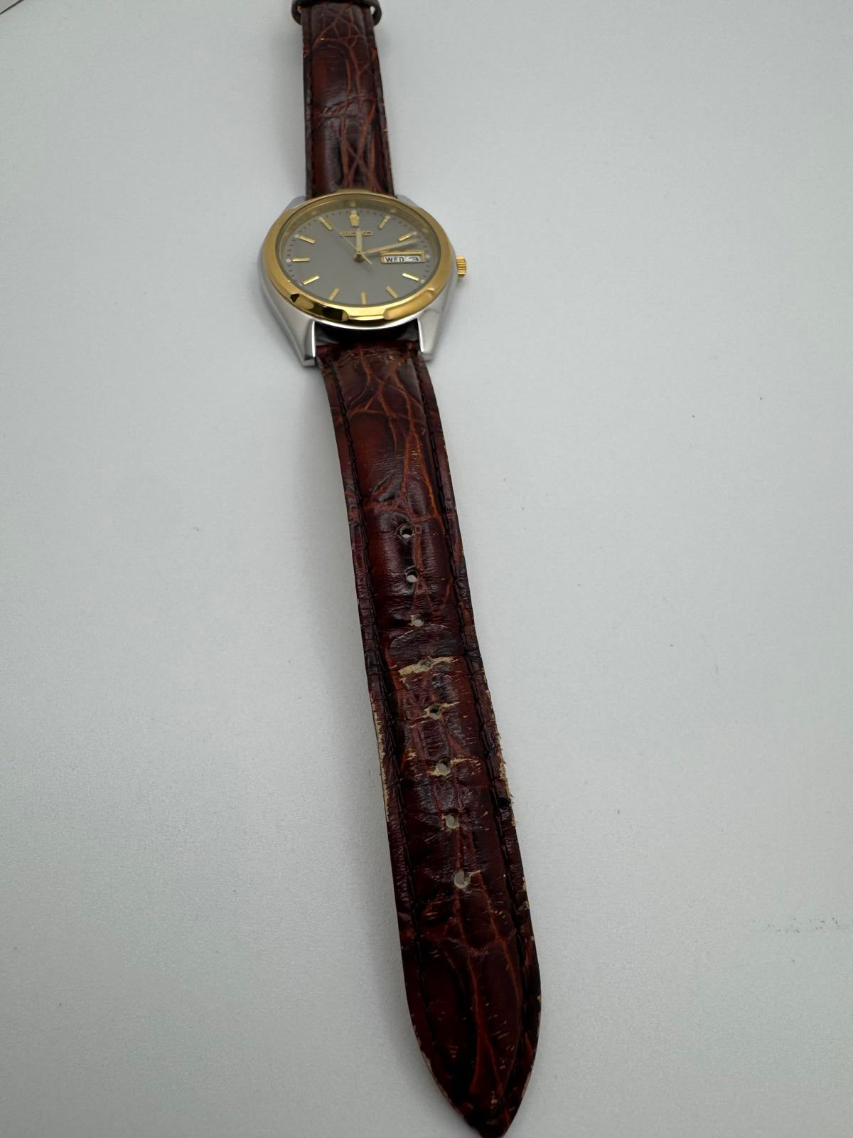Seiko Men’s Quartz 34mm Watch 1990s Two-Tone Gold Silver Case Gray Dial Day-Date