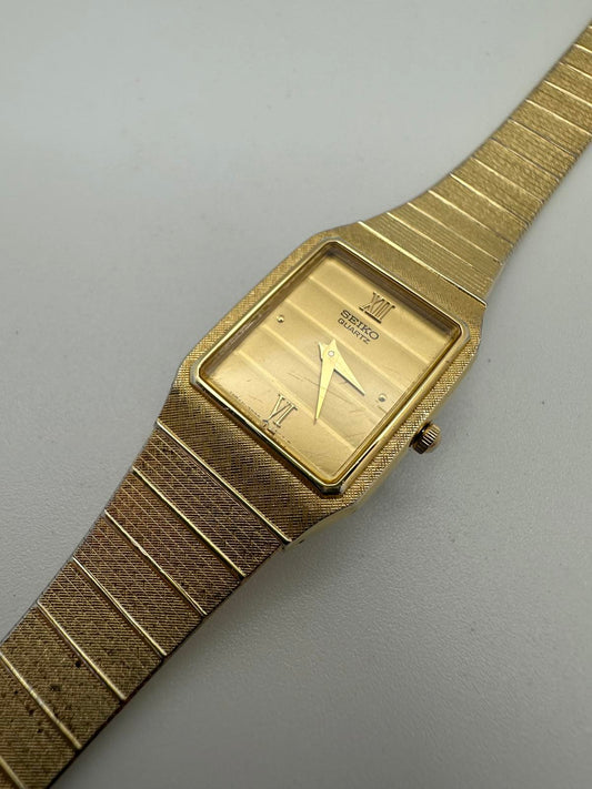 Women’s Seiko Gold Quartz – 17mm Textured Case, Stripe Dial | Hole Watch Co