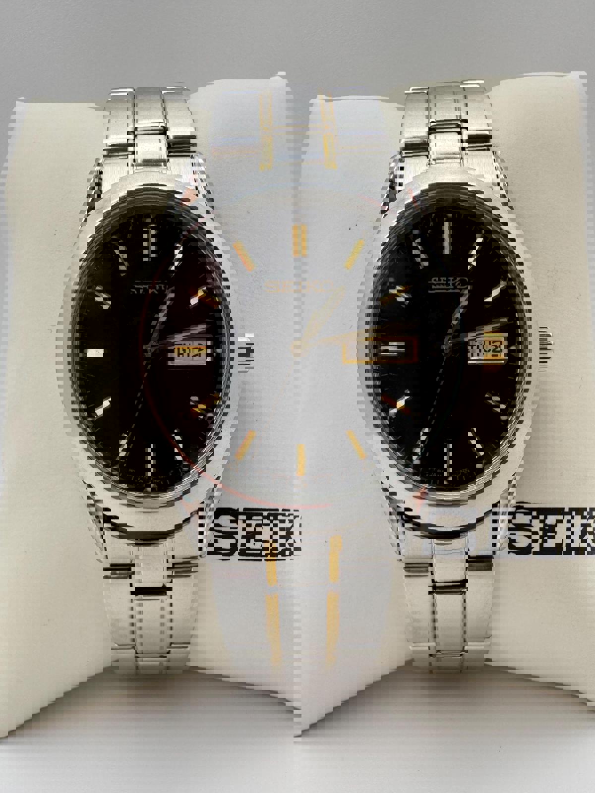 Seiko Quartz 7N43 Two-Tone Day-Date, 36mm Black Dial, New Battery, Japan Movement, Men’s Stainless Bracelet