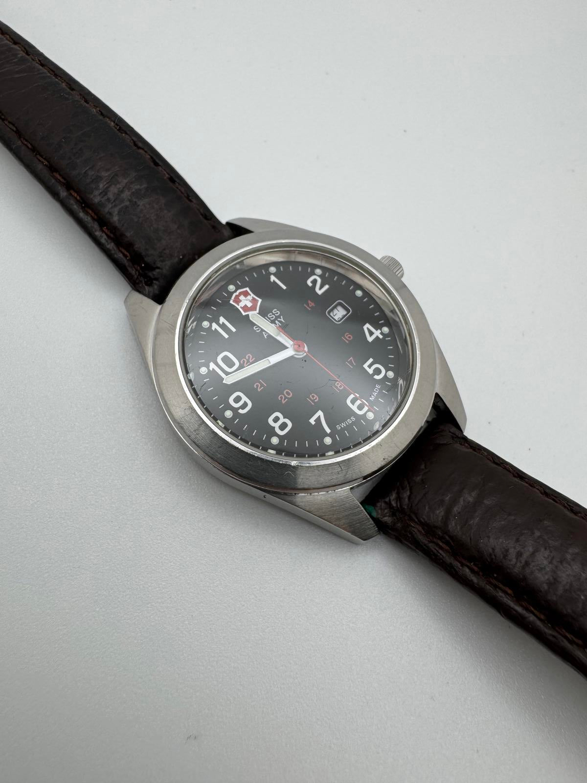 Victorinox Swiss Army Field Watch Unisex – 34mm Black Dial, Date, New Battery