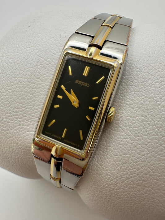 Seiko Women’s Rectangular Black Dial Watch – Two Tone – 13mm, Vintage Minimalist