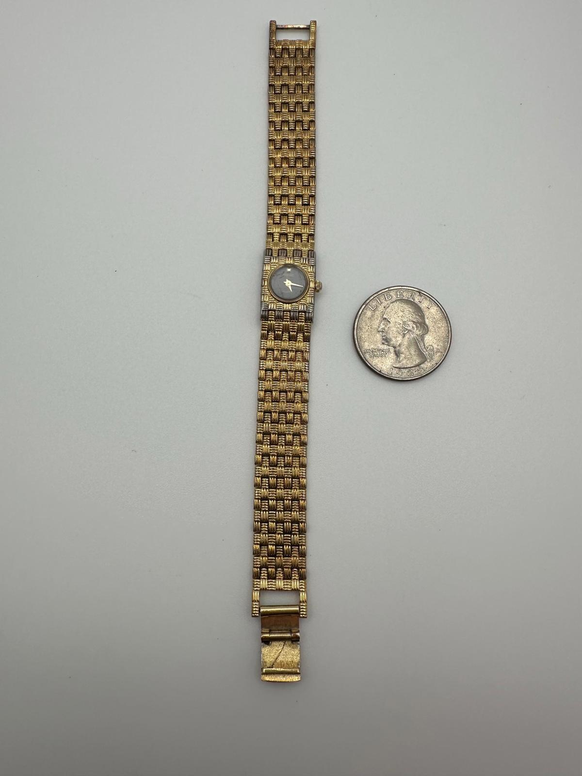 80s-90s Seiko Quartz 1E20 Women’s Gold Bracelet Watch Black Dial New Battery