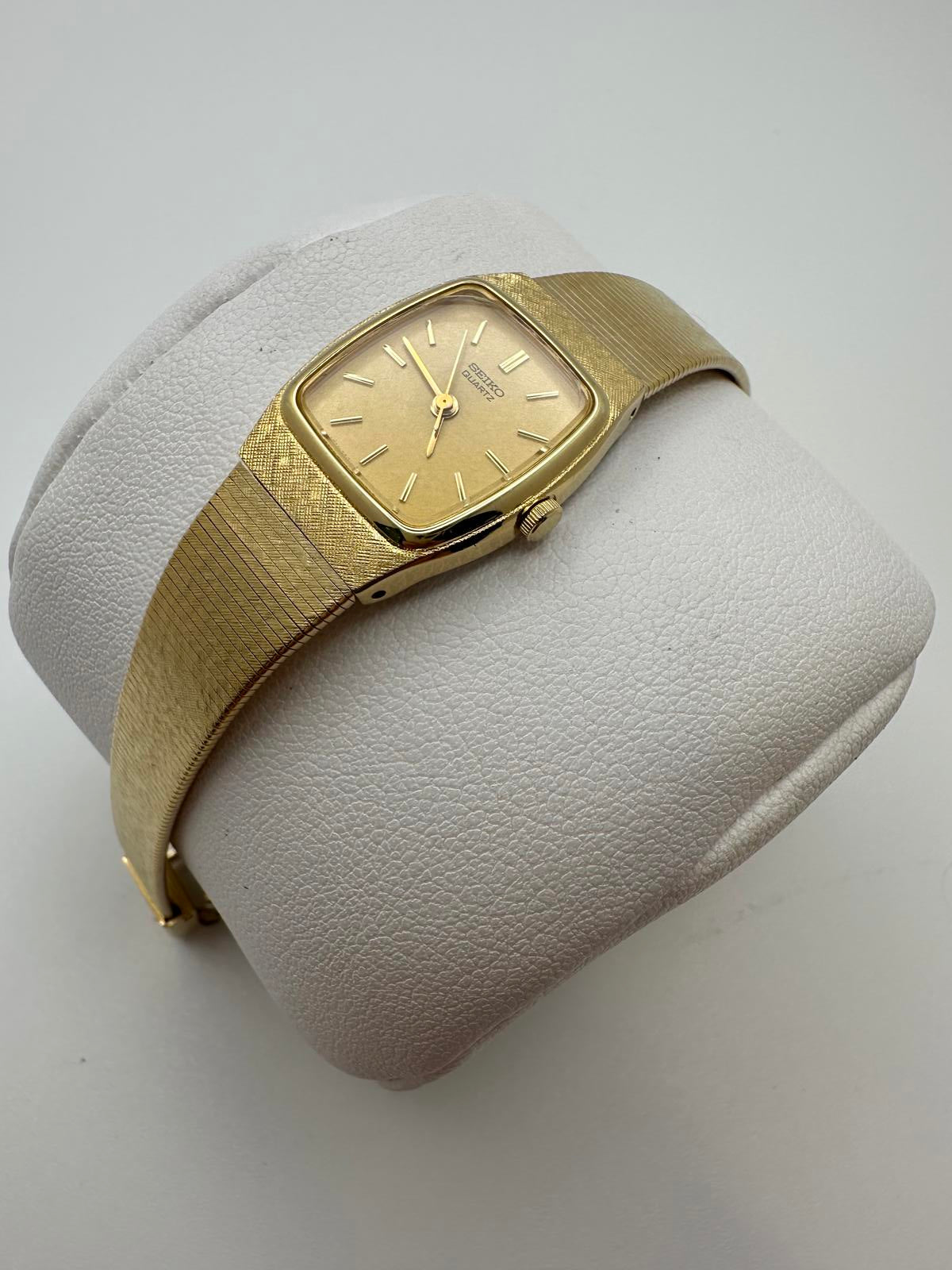 Vintage Seiko Quartz Women’s Watch – Gold Tone – 18mm – New Battery – Running