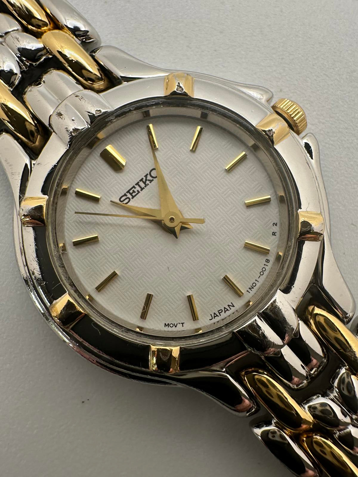 Vintage Seiko Women’s Quartz Watch 24mm Two Tone Silver Gold New Battery