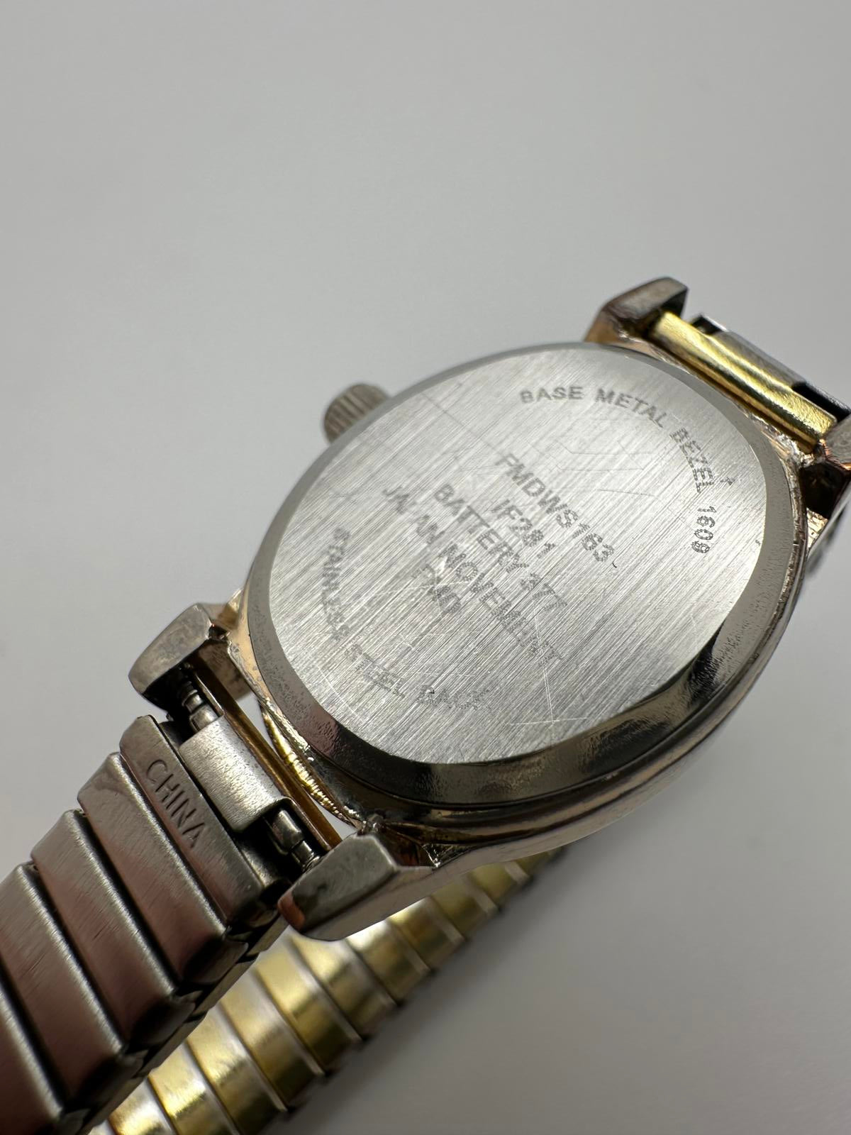 Vintage Oval Women’s Quartz Watch with Expansion Band – Fresh Battery