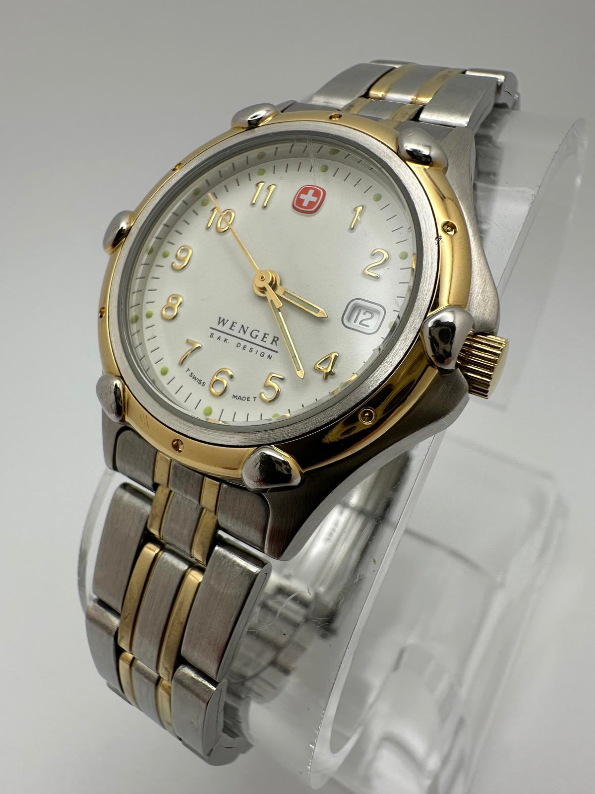 Wenger S.A.K. Design Women’s 32mm Two Tone Watch Swiss Made 100M New Battery