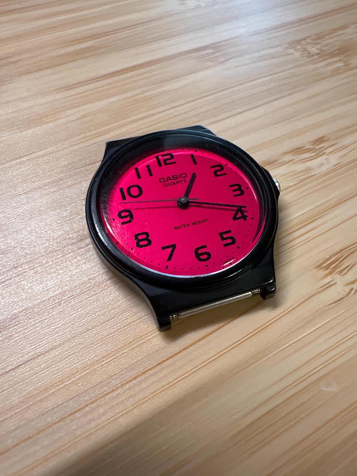 Vintage Casio Quartz Watch – Red/Pink Dial – 36mm – Fresh Battery – Japan Movement, MQ-24