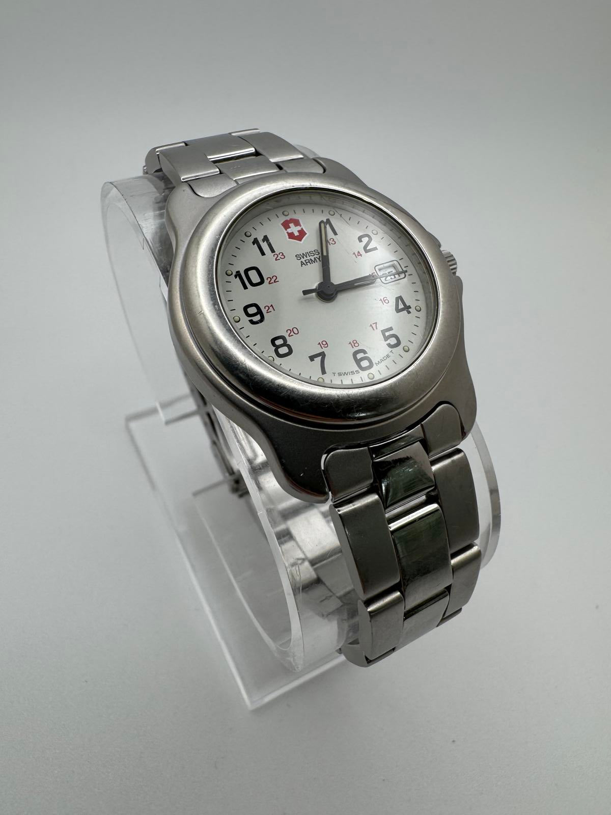 Vintage Swiss Army Stainless Steel Women’s Quartz Watch 31mm White Dial Date