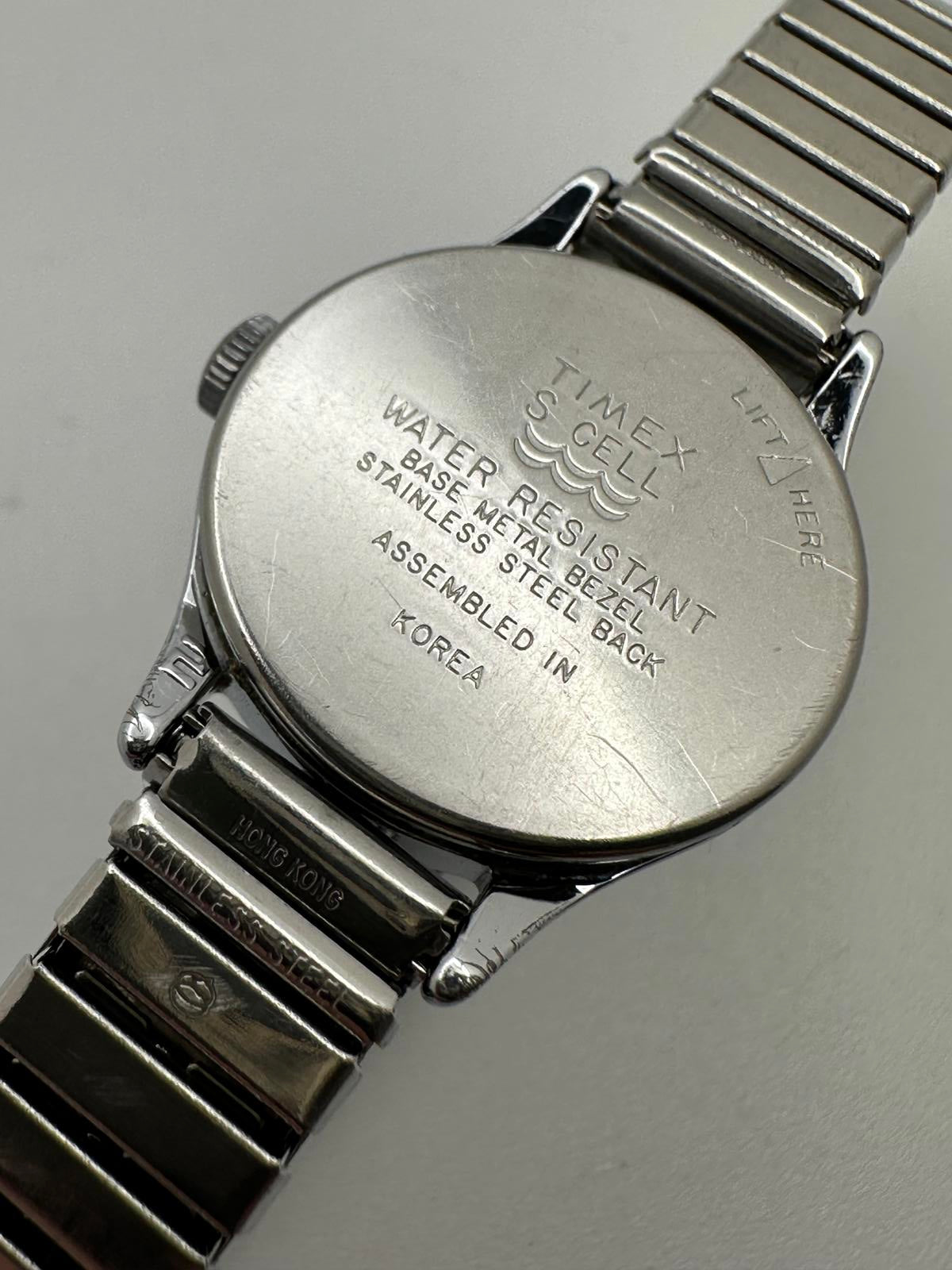 Vintage Timex Women’s Silver Watch • 20mm • Quartz • Fresh Battery Stretch Band