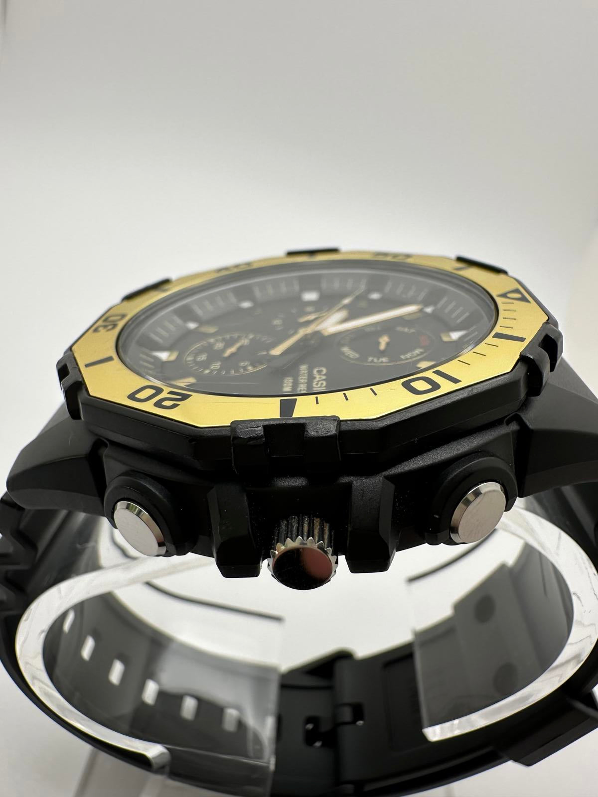 Casio Men’s Black & Gold Diver Watch – 49.5mm – 100M Water Resist, Fresh Battery