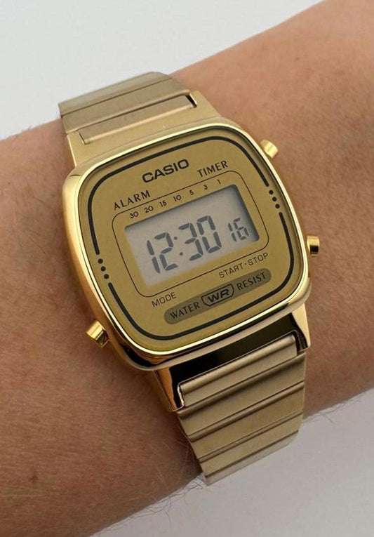 Casio Gold Vintage Digital Watch Original Bracelet Box Papers Optional Leather
