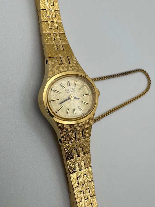 Vintage Seiko Quartz Women’s Watch – 17mm Gold Tone Bracelet