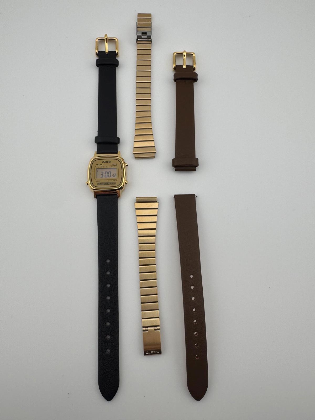 Casio Gold Vintage Digital Watch Original Bracelet Box Papers Optional Leather
