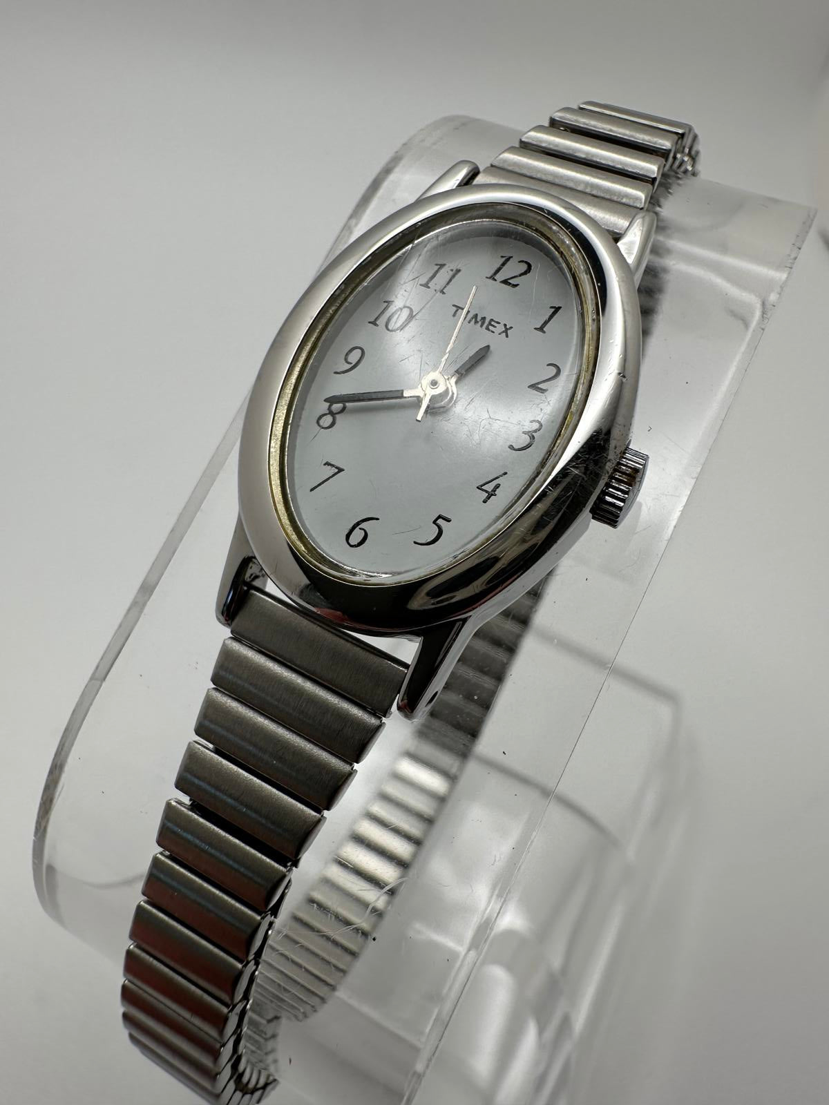 Vintage Timex Women’s Silver Oval Watch • 18mm • Fresh Battery • Classic Quartz