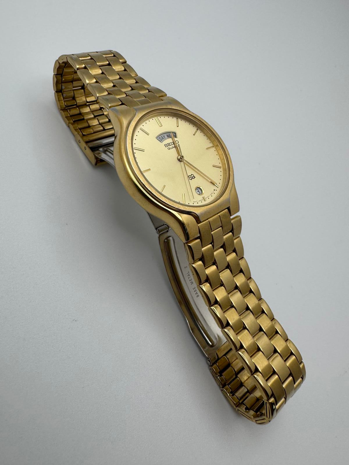 1990s Seiko Quartz Men’s Watch – Gold Tone Day Date 35mm Japan Vintage
