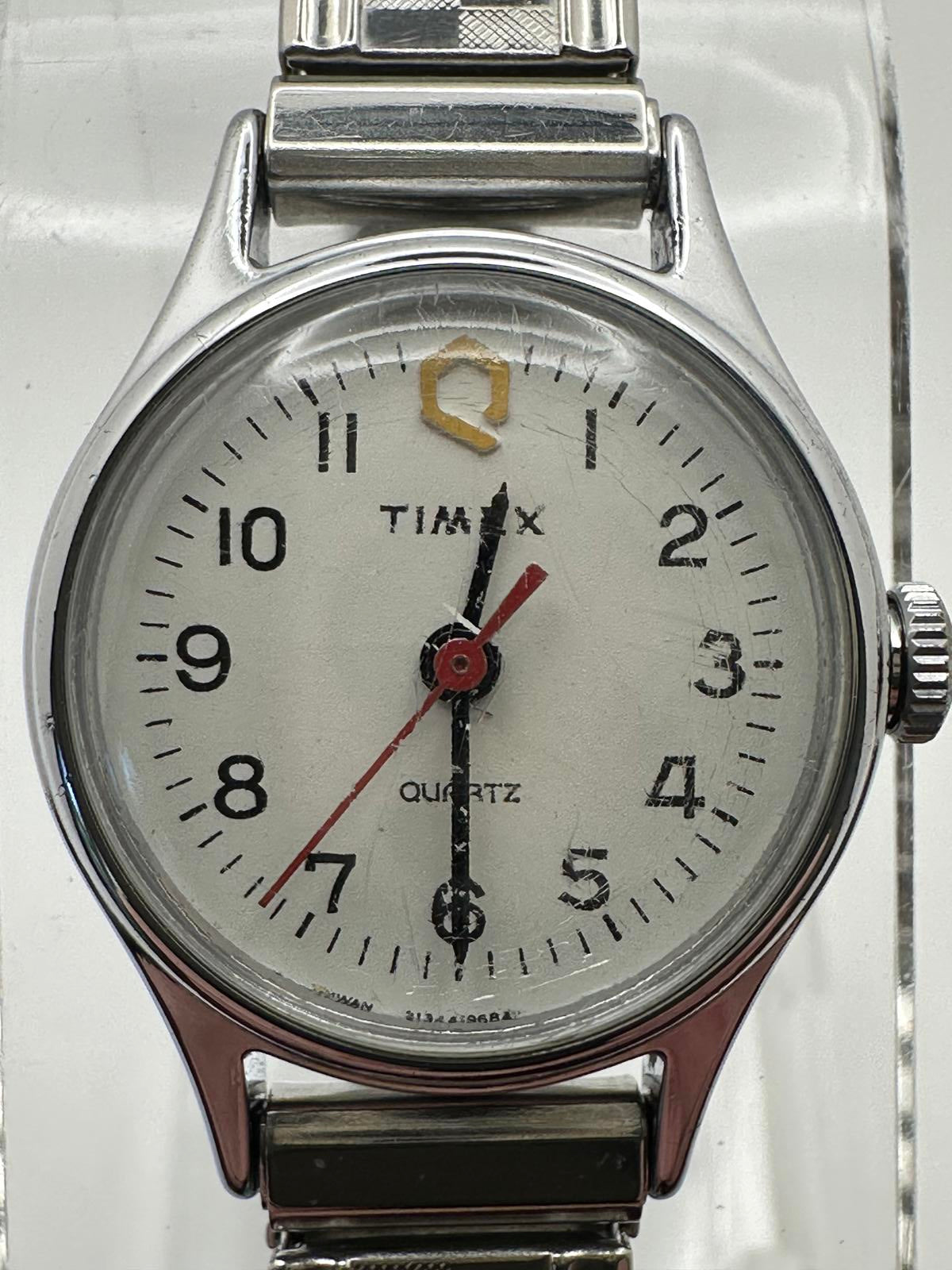 Vintage Timex Women’s Silver Watch • 20mm • Quartz • Fresh Battery Stretch Band