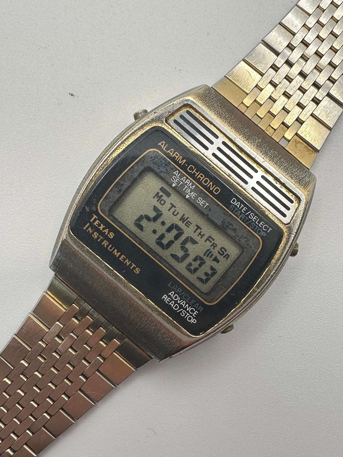 Vintage Texas Instruments Digital Alarm Chrono Watch Gold Tone 34mm 1970s-1980s