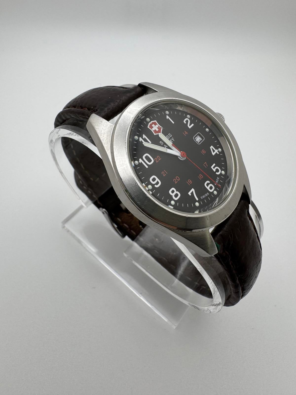 Victorinox Swiss Army Field Watch Unisex – 34mm Black Dial, Date, New Battery