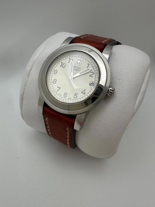 Victorinox Swiss Army Stainless Steel Watch – 32mm w/ Date – Sapphire Crystal – Leather Strap