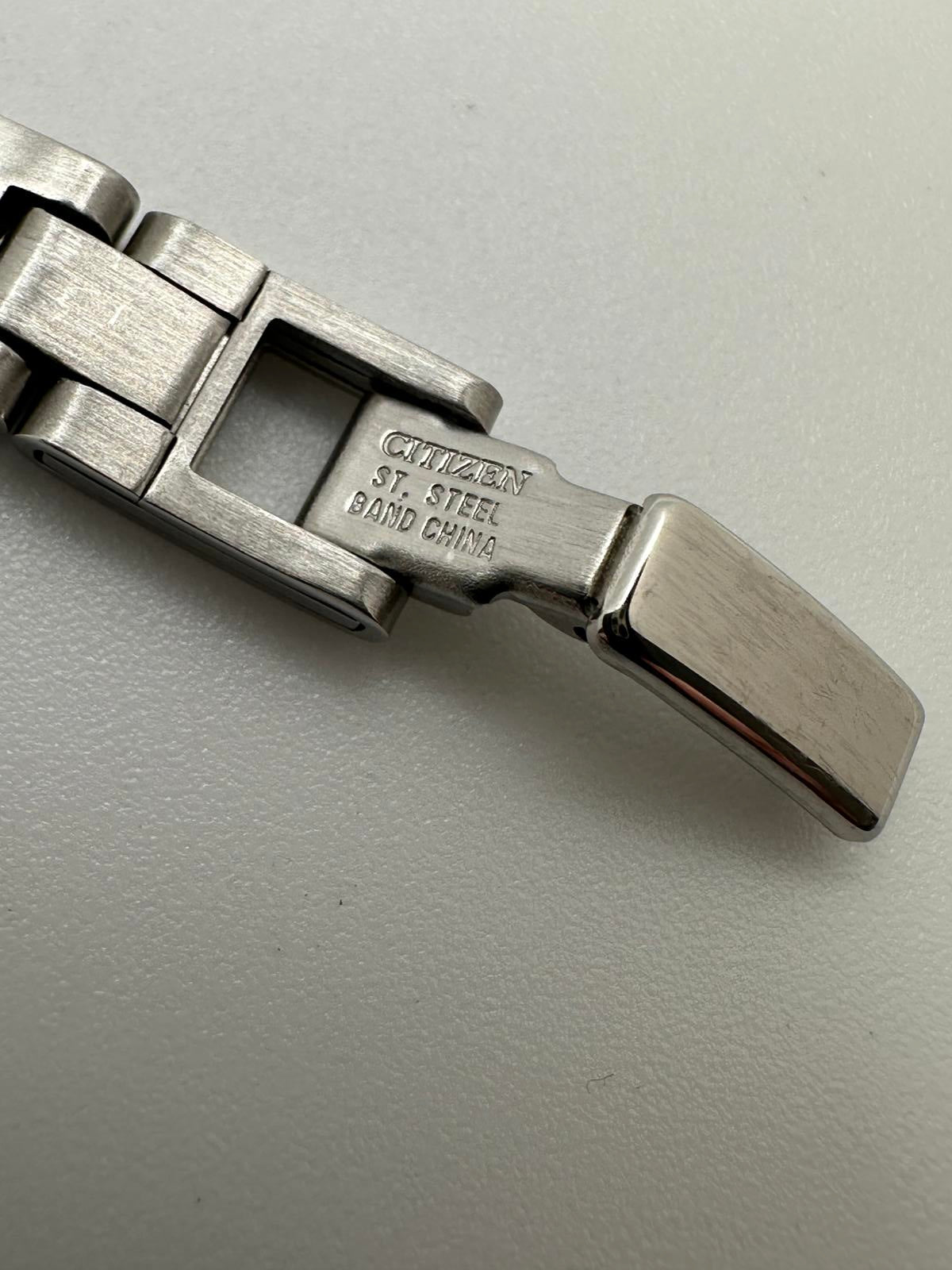 Citizen Women’s Rectangular Quartz Watch 17mm Silver Tone Vintage Minimal