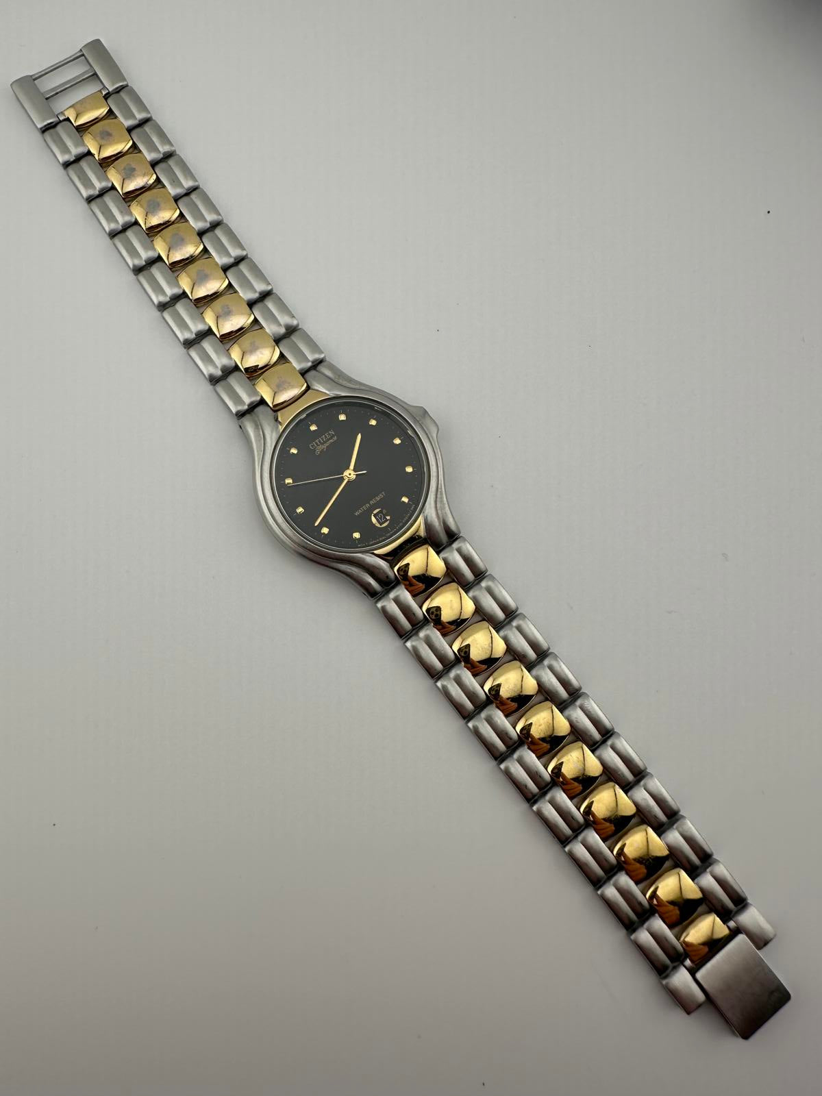 Vintage Citizen Elegance Quartz Watch Dark Grey Dial Date Unisex 35mm