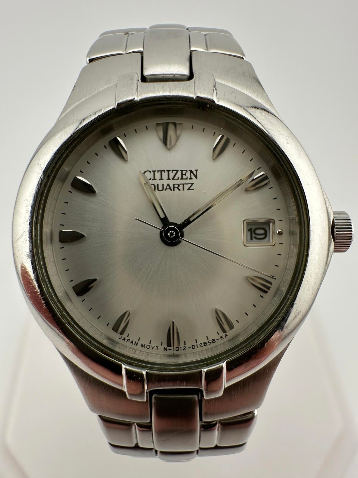 Citizen Quartz Watch Womens Silver Dial Stainless Steel Date 25mm Japan