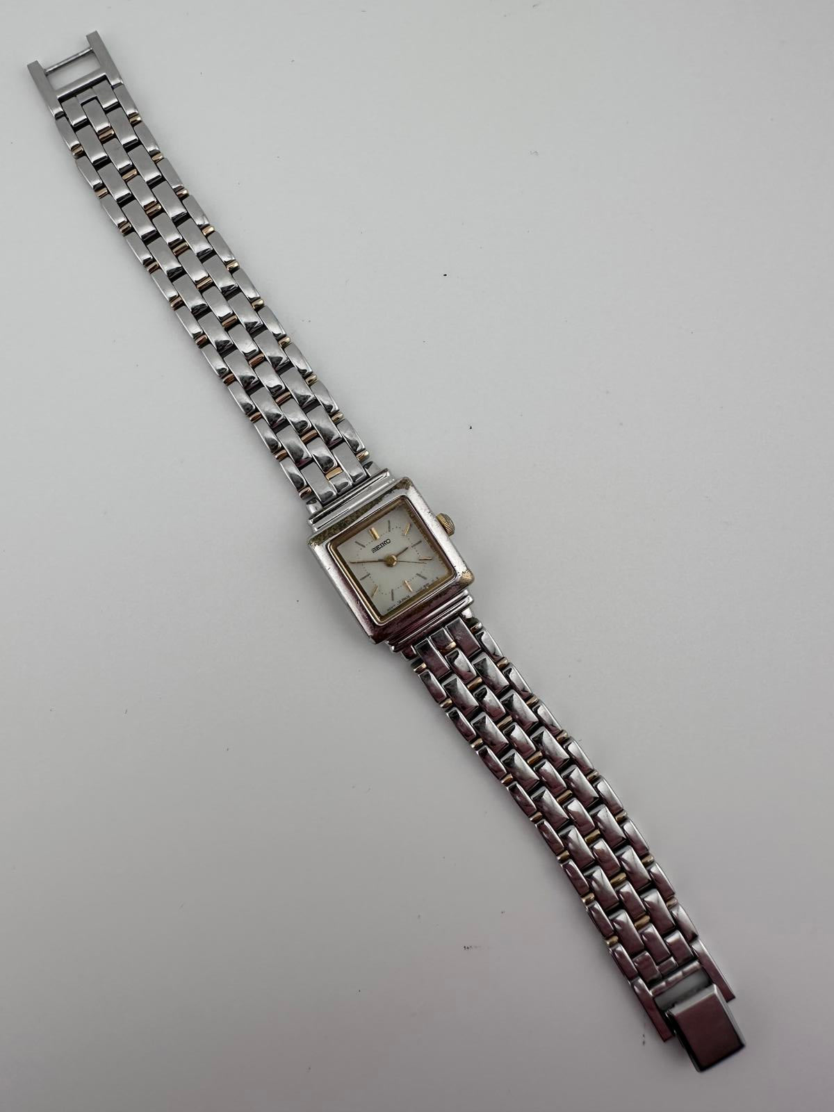 Seiko Womens Vintage Quartz Watch White Dial Two Tone Bracelet 17mm Worn Patina