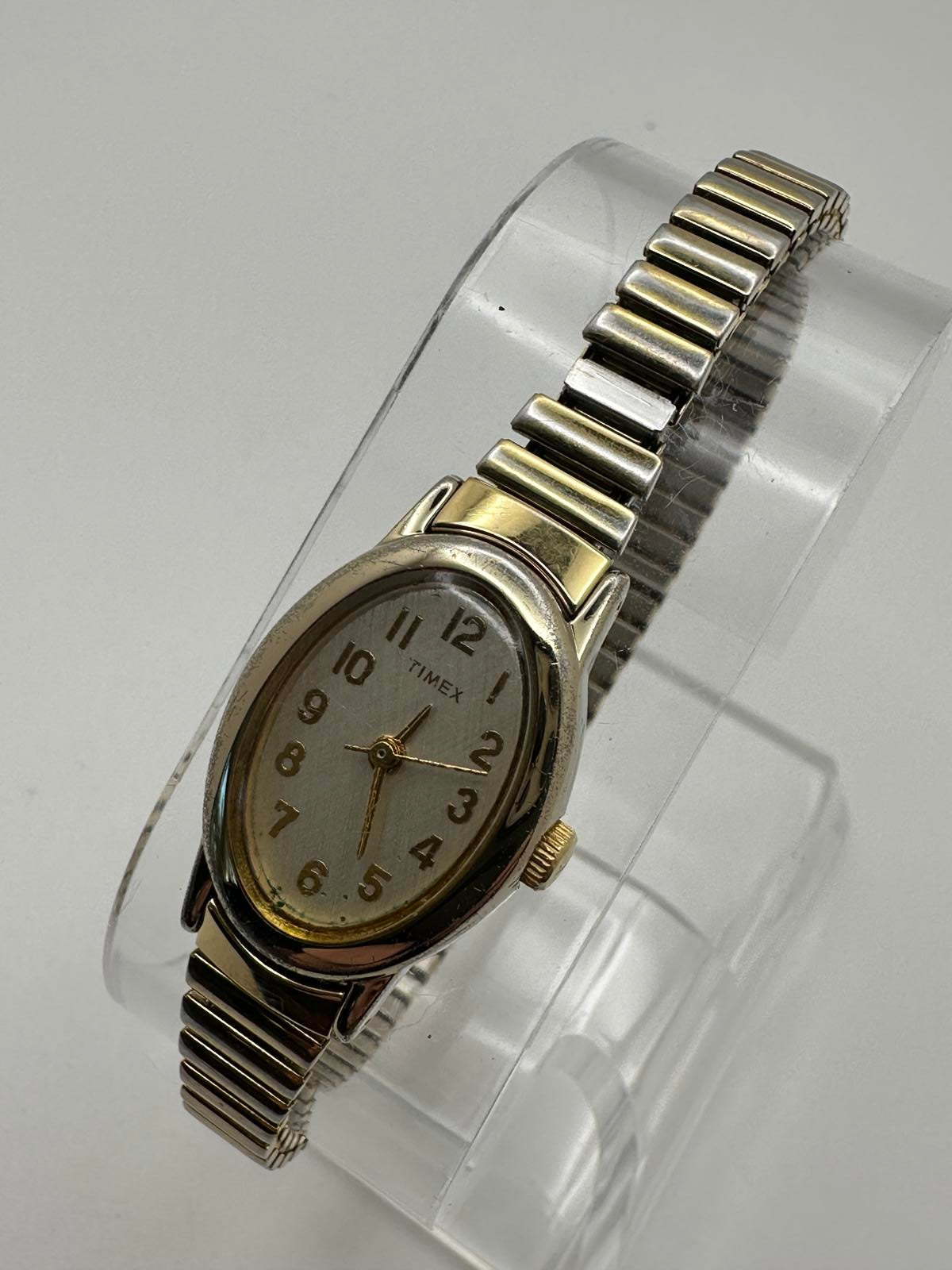 Vintage Timex Women’s Gold Tone Watch | 18mm | Fresh Battery | Stretch Band