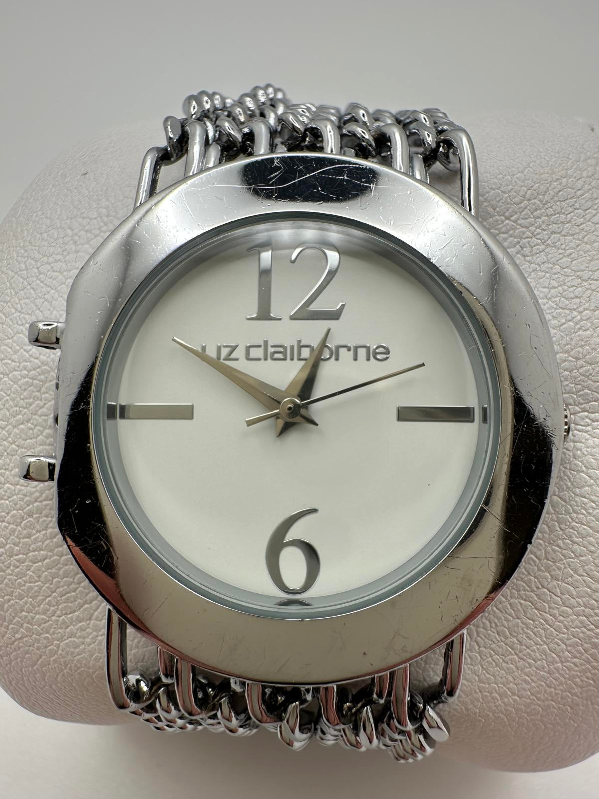 Liz Claiborne Women’s Quartz Watch Silver Chain Bracelet 34mm Runs Great