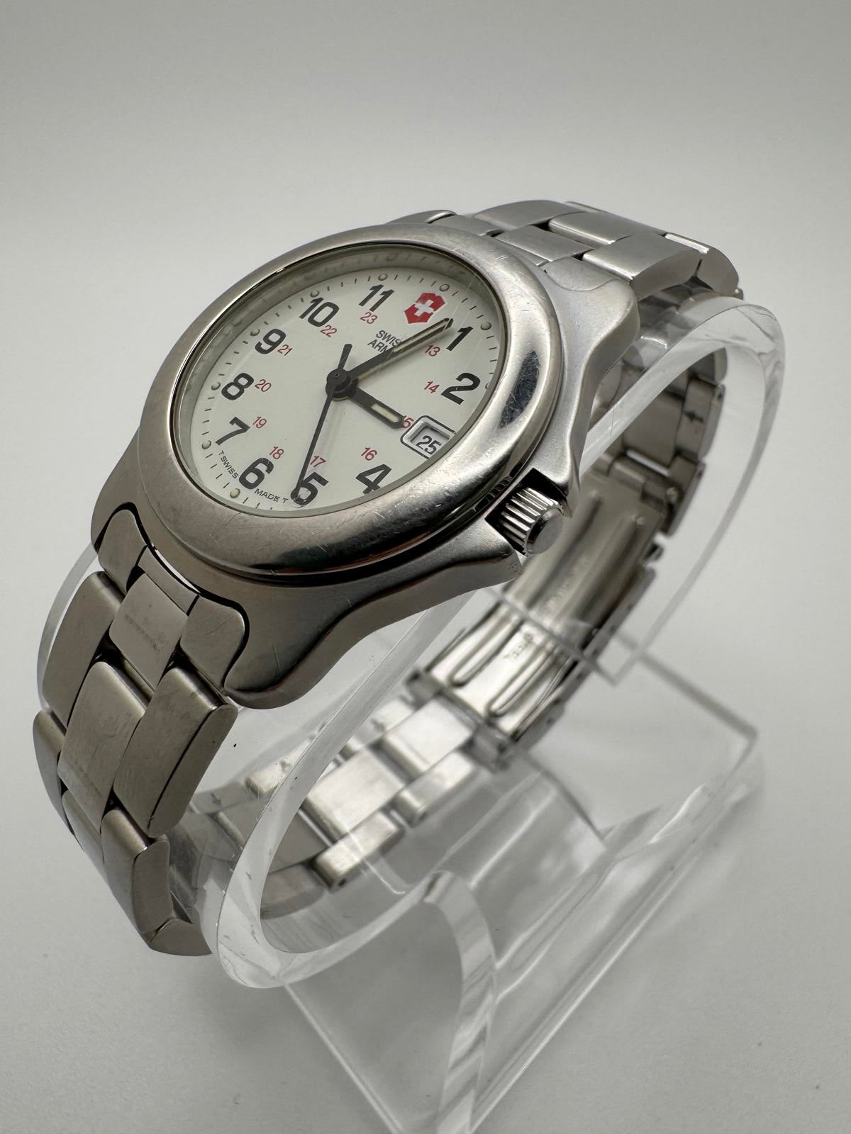 Vintage Swiss Army Stainless Steel Women’s Quartz Watch 31mm White Dial Date