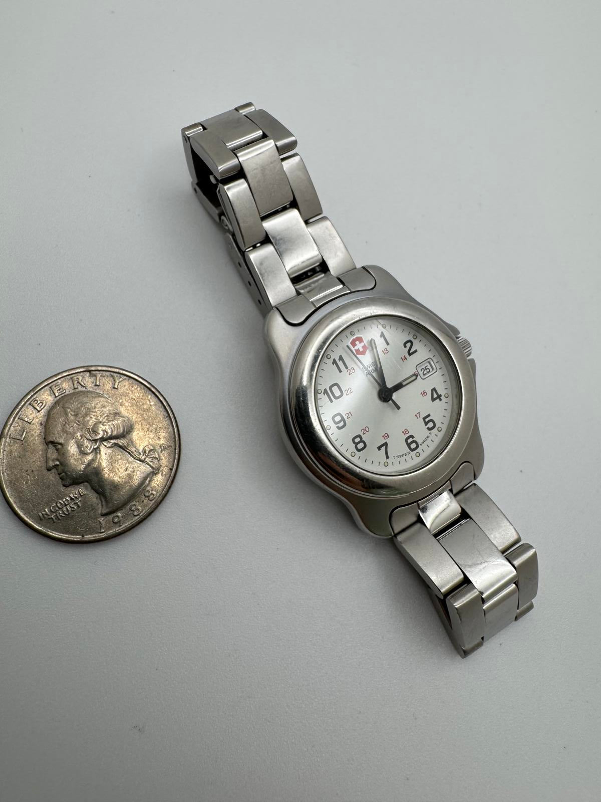 Vintage Swiss Army Stainless Steel Women’s Quartz Watch 31mm White Dial Date